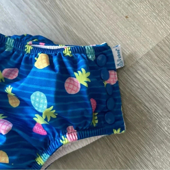 2 Reusable Swim Diapers Size 12 Months 18 Months - Picture 3 of 6